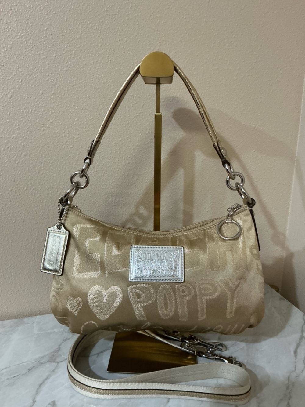 Coach Poppy Storypatch Groovy Shoulder Or Crossbody Bag. Absolutely Stunning